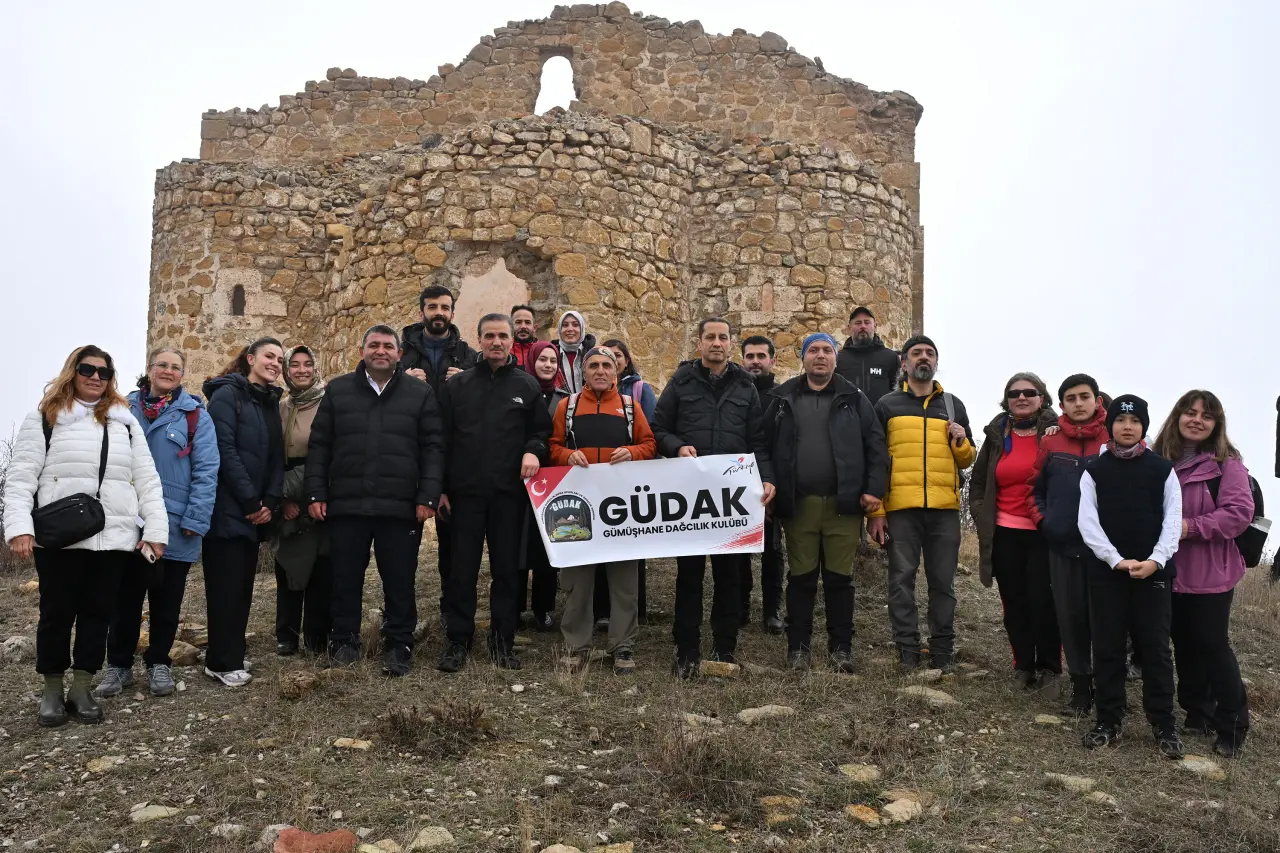 Gümüşhane'nin 'Düş Patikası'ndan eşsiz manzaralar 23