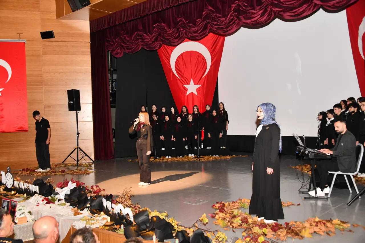 Büyük Önder Atatürk vefatının 87.yılında Gümüşhane'de anıldı 26