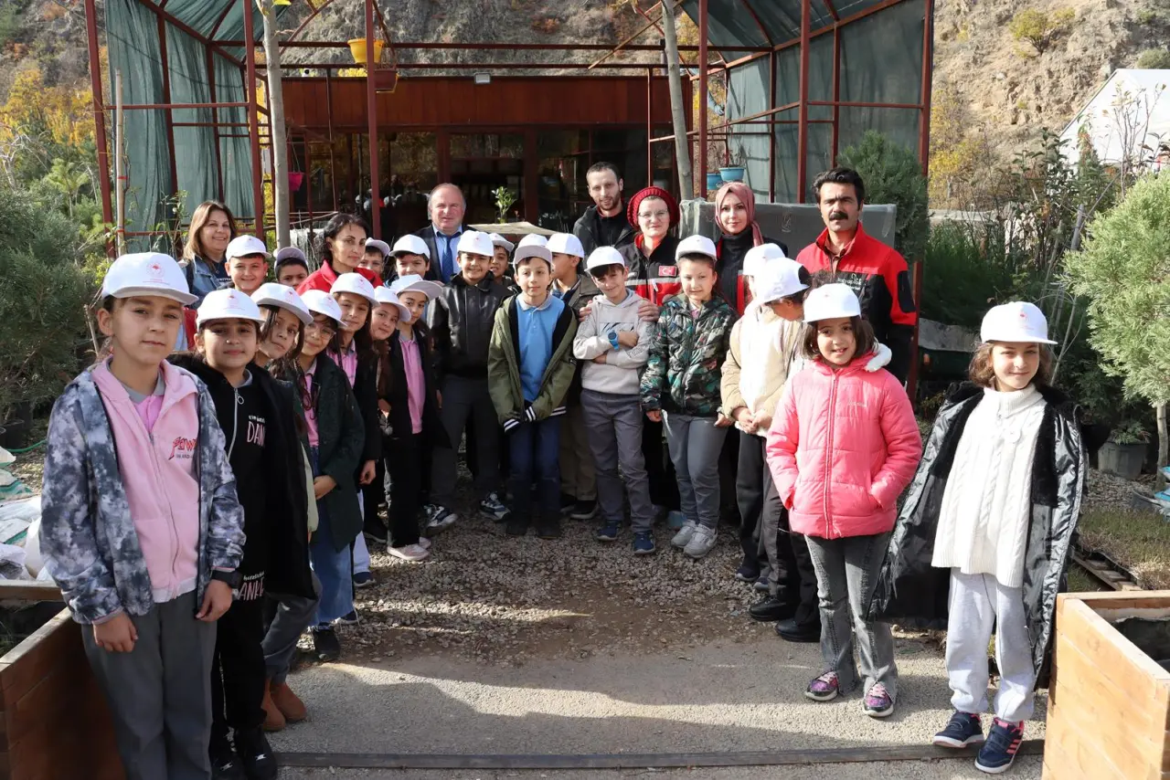 Gümüşhane’de Lider Çocuklar Tarımı Yerinde Öğrendi 7