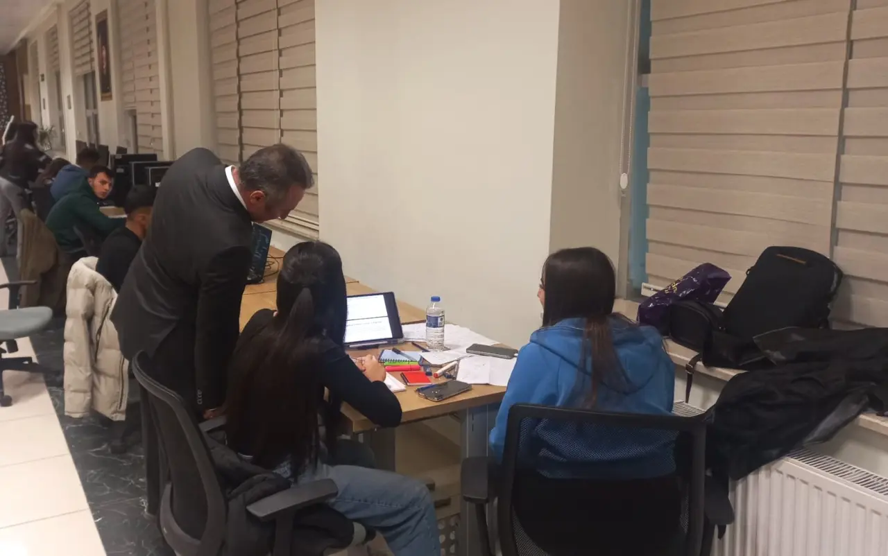 Gümüşhane Üniversitesi'nden sınav maratonuna tam destek 1