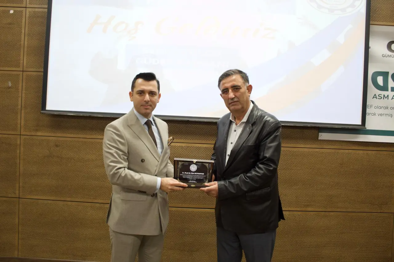 Kocaeli GÜDEF'ten 100 Gümüşhaneli öğrenciye burs müjdesi 2