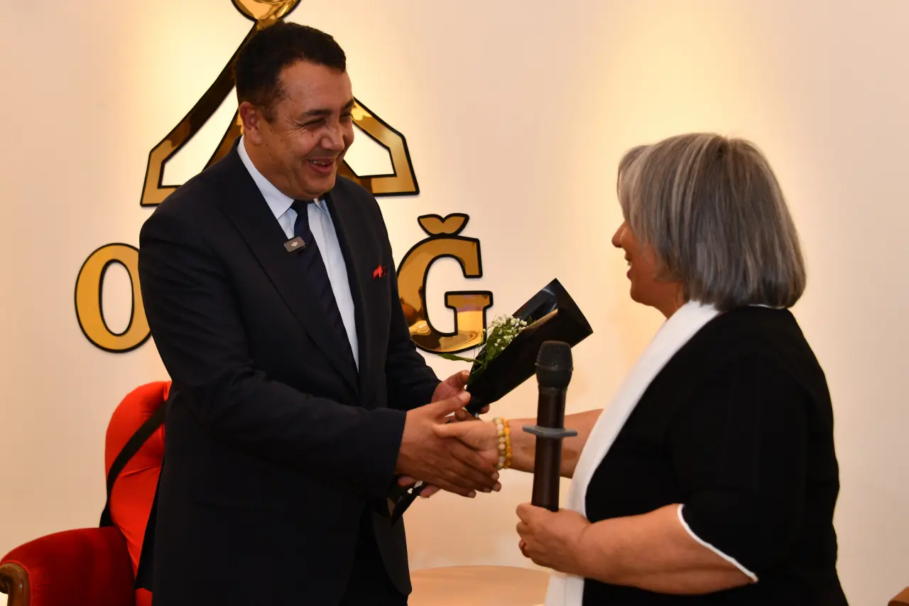 Gümüşhane’de Eğitim Çınarlarına Büyük Vefa 22