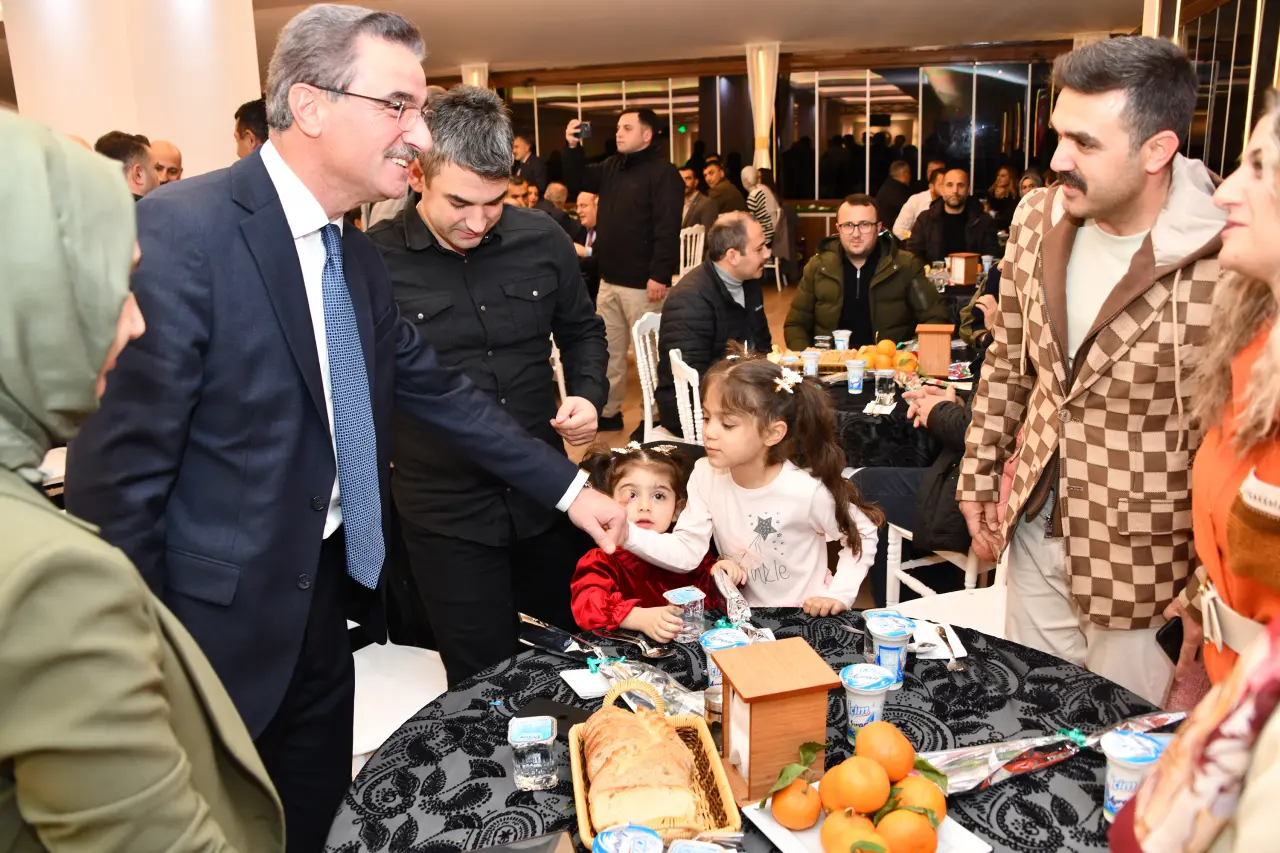 Gümüşhane’de Eğitim Çınarlarına Büyük Vefa 8