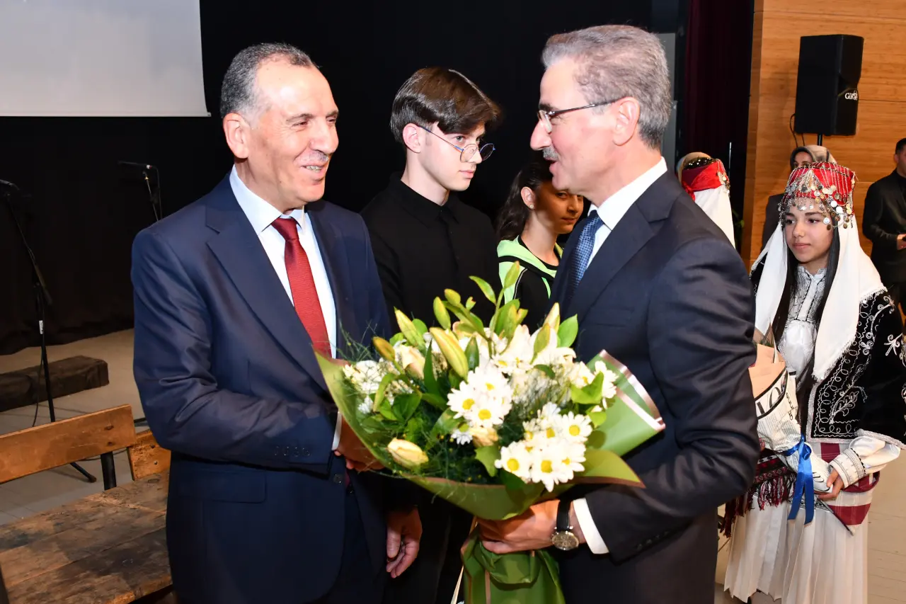 Gümüşhane'de Öğretmenler Günü kutlandı 18