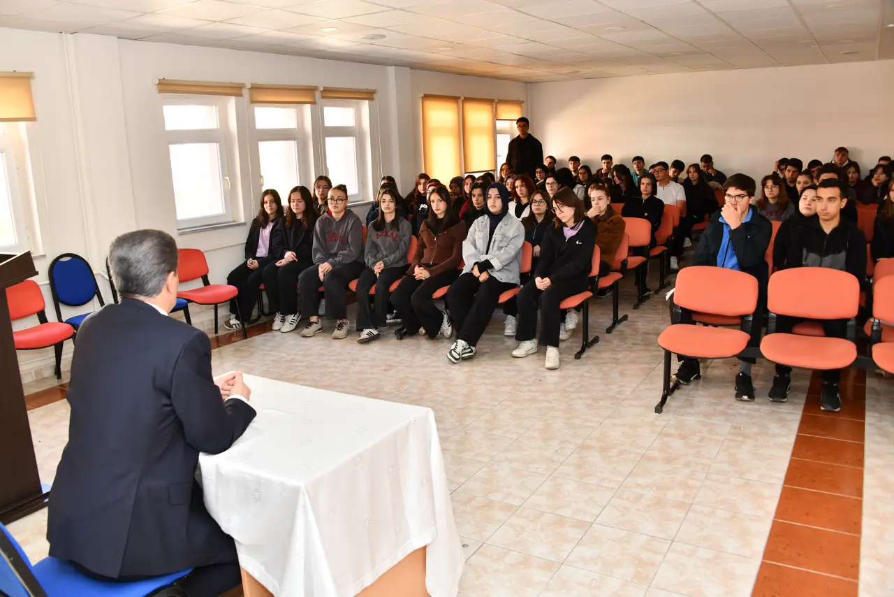 Vali Baruş'tan Gümüşhaneli gençlere altın değerinde öğütler 27