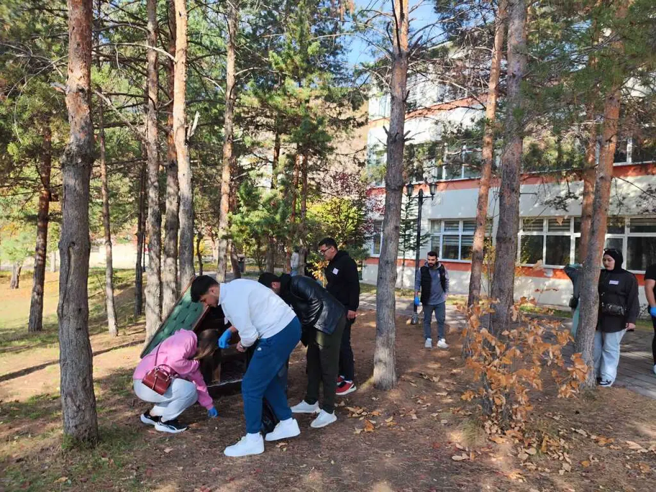 Üniversite öğrencilerinden gönüllere dokunan sosyal sorumluluk projeleri 7