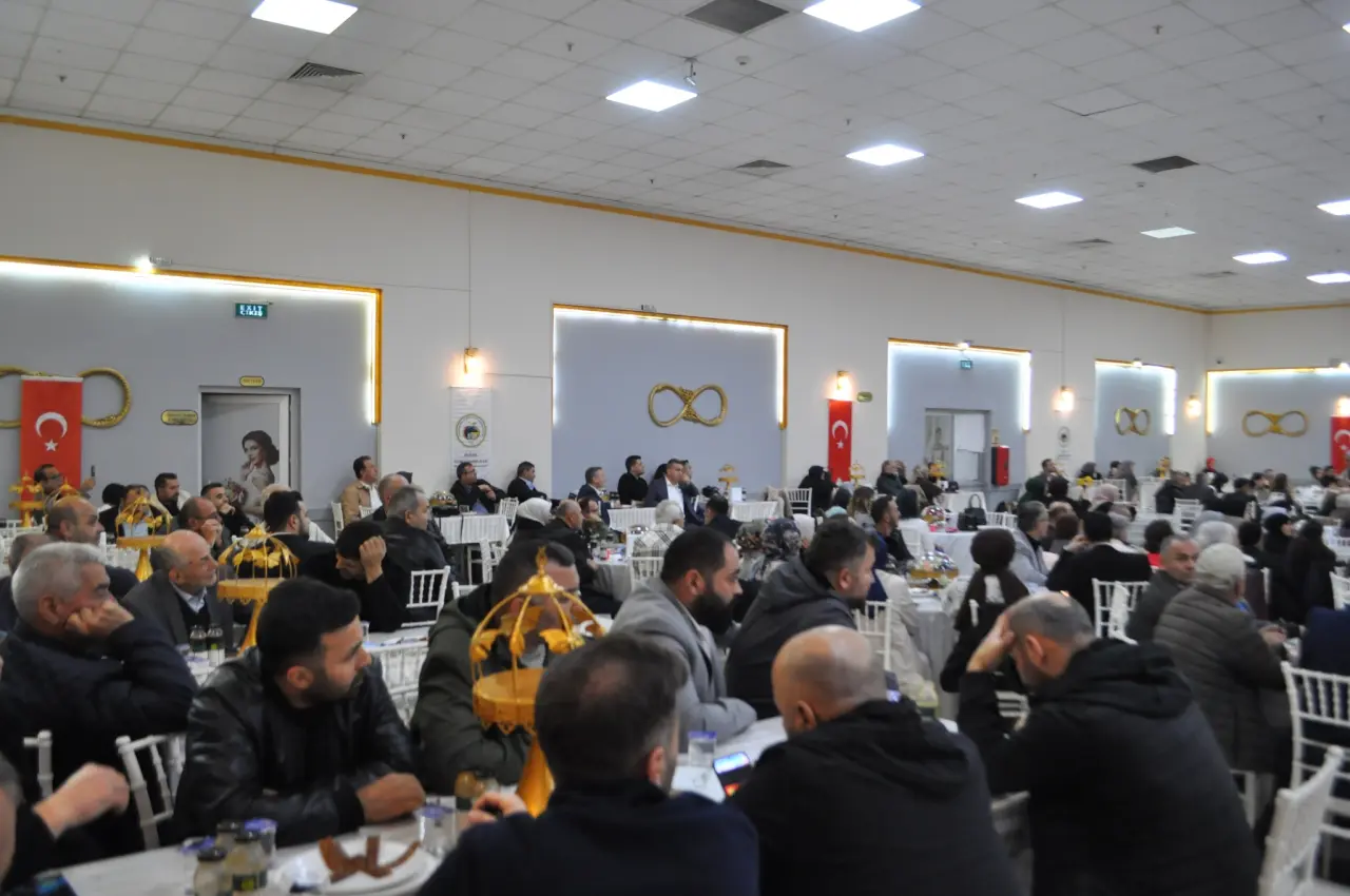 Bursa’da Gümüşhane Çıkarması: Herfene Gecesi’ne 500 Kişi Katıldı 4