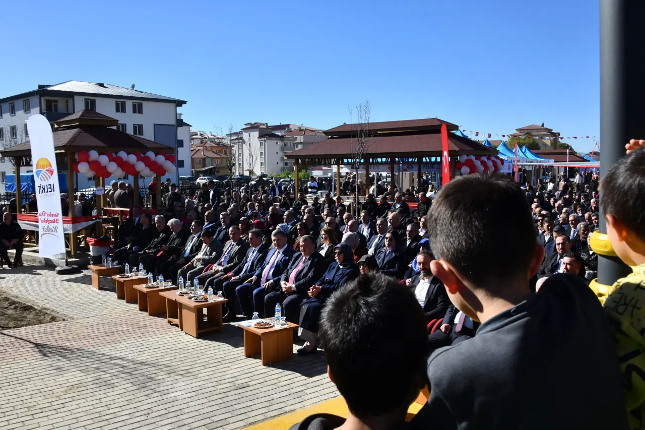 Gümüşhane’nin ilk millet bahçesi Kelkit’te hizmete girdi 18
