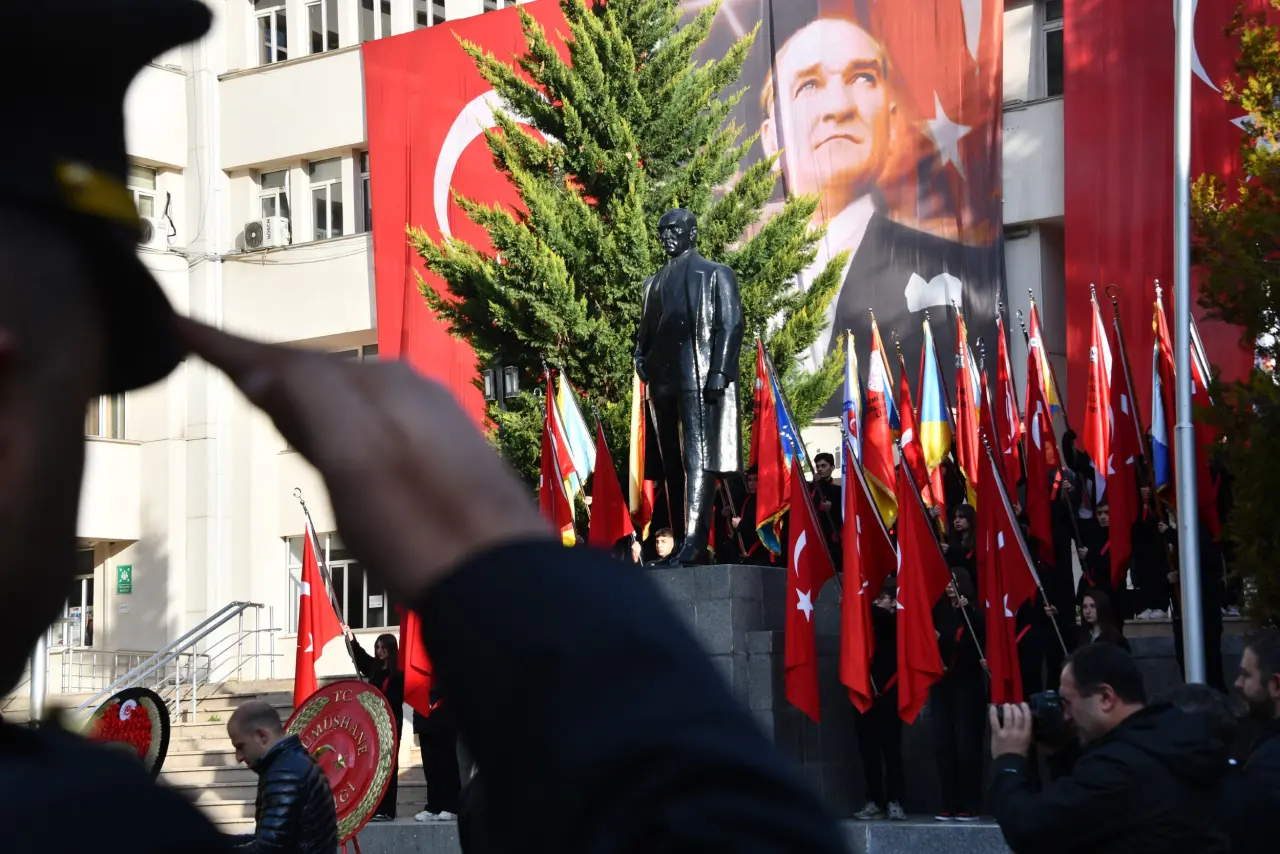 Büyük Önder Atatürk vefatının 87.yılında Gümüşhane'de anıldı 10