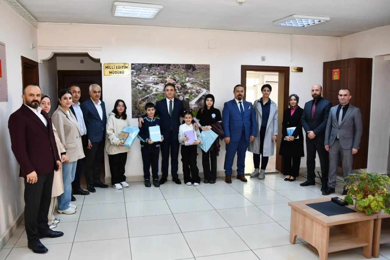 Gümüşhane’de dilimizin zenginlikleri ödüllendirildi 2