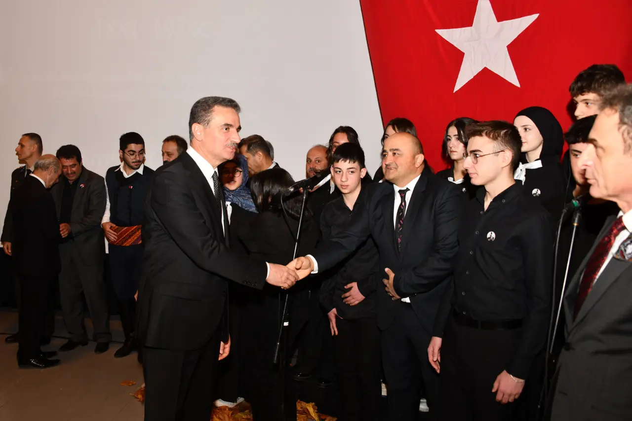 Büyük Önder Atatürk vefatının 87.yılında Gümüşhane'de anıldı 37