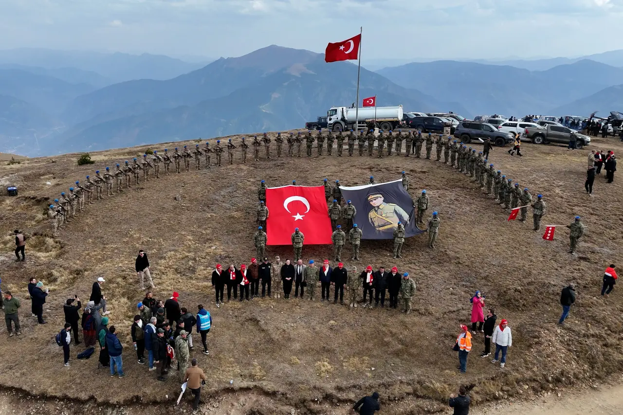 'Karadeniz'in Çanakkalesi'nde 108 yıllık vefa 46