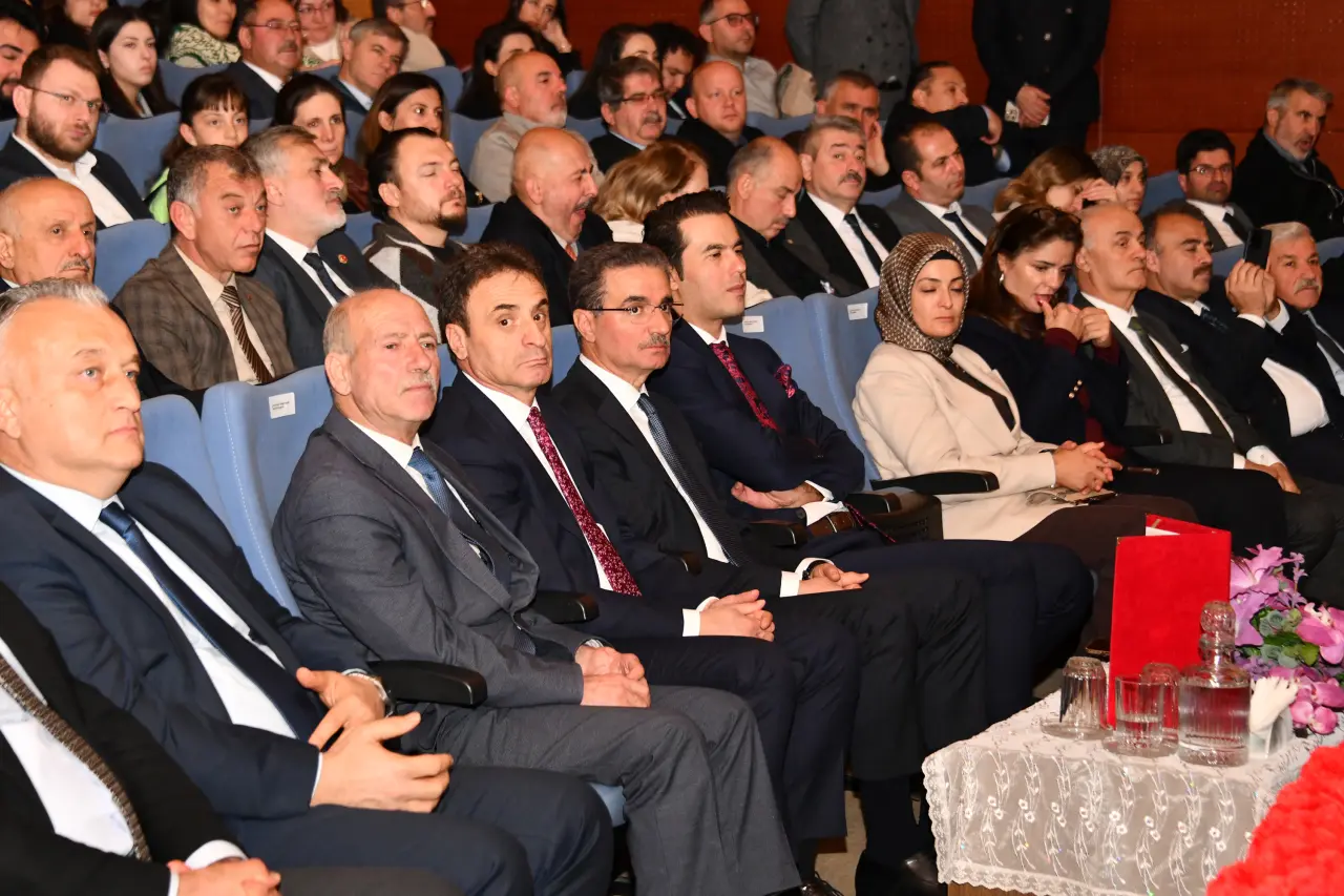 Gümüşhane'de Öğretmenler Günü kutlandı 34