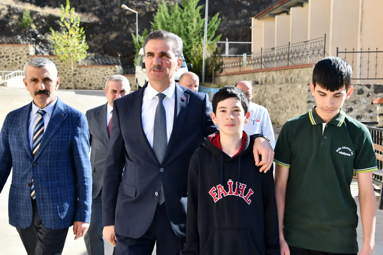 Vali Baruş’tan gençlere 'Hedef Belirleyin' mesajı 14