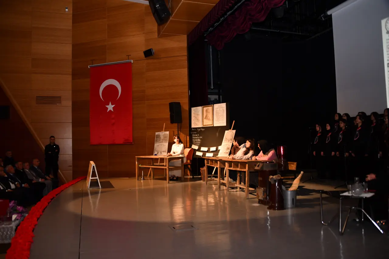 Gümüşhane'de Öğretmenler Günü kutlandı 31