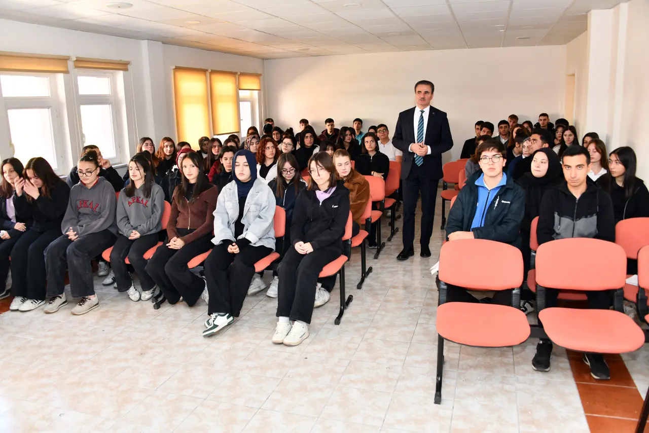 Vali Baruş'tan Gümüşhaneli gençlere altın değerinde öğütler 6