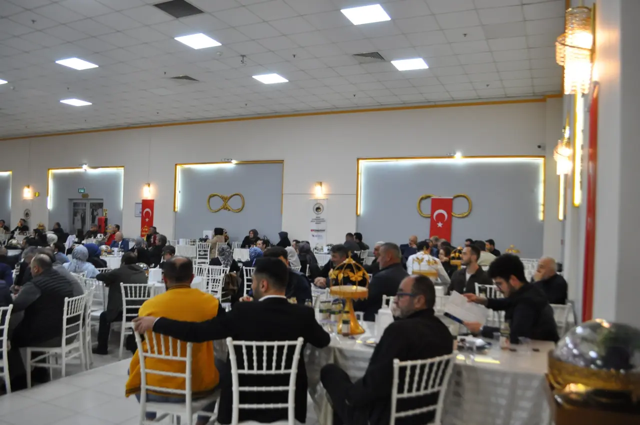 Bursa’da Gümüşhane Çıkarması: Herfene Gecesi’ne 500 Kişi Katıldı 10