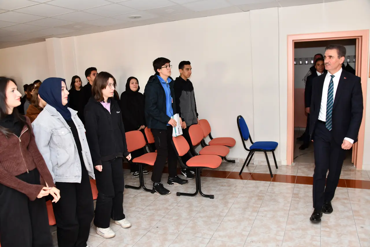 Vali Baruş'tan Gümüşhaneli gençlere altın değerinde öğütler 24