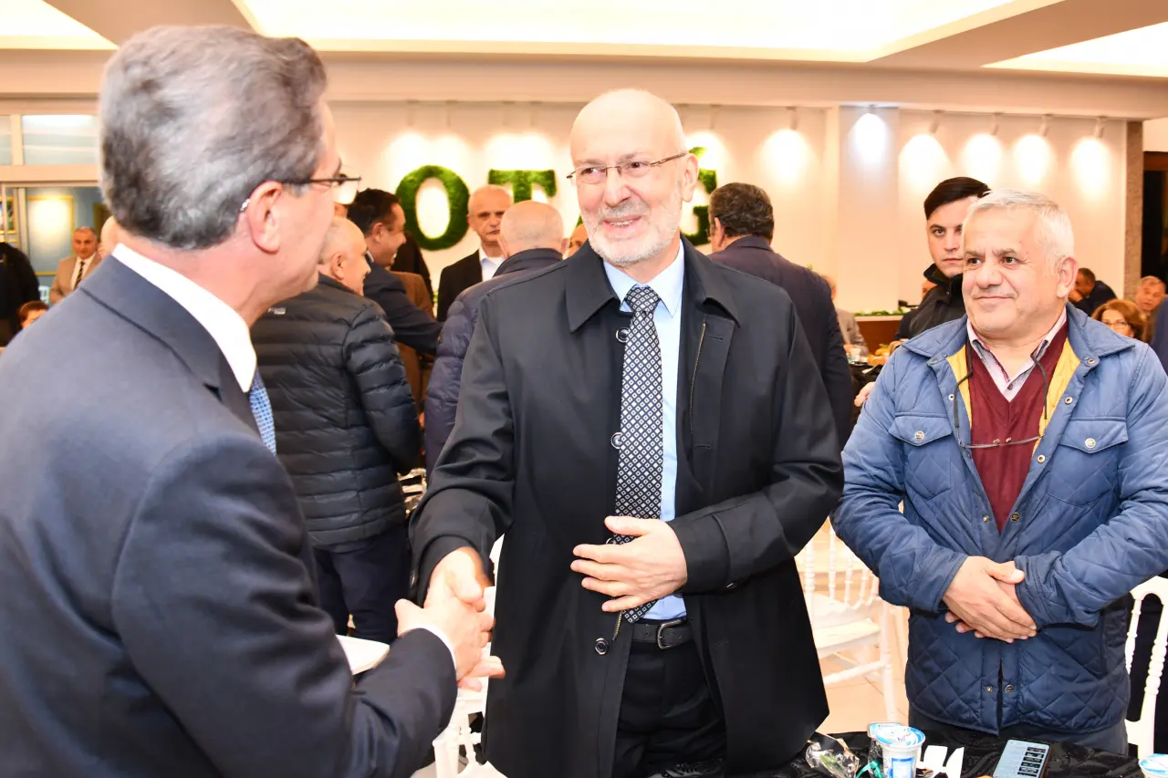 Gümüşhane’de Eğitim Çınarlarına Büyük Vefa 7