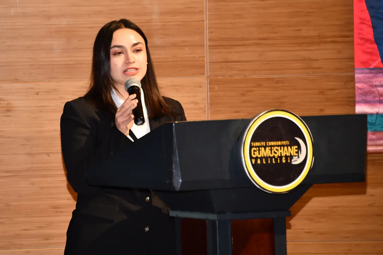 Gümüşhane'de Öğretmenler Günü kutlandı 11