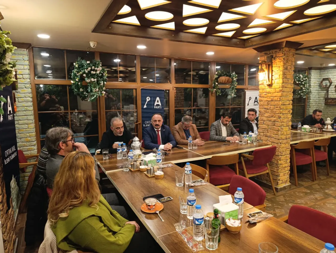 Anahtar Parti basınla buluştu 4