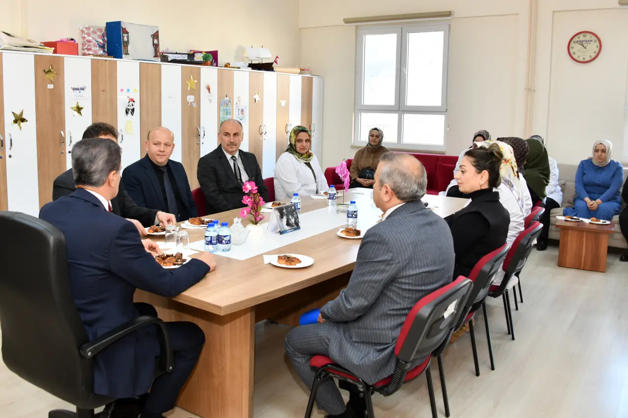 Vali Baruş’tan gençlere 'Hedef Belirleyin' mesajı 4