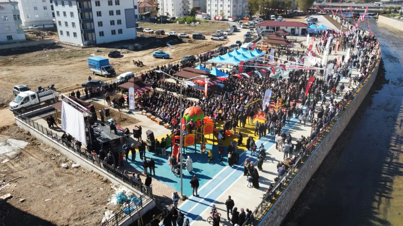 Gümüşhane’nin ilk millet bahçesi Kelkit’te hizmete girdi 41