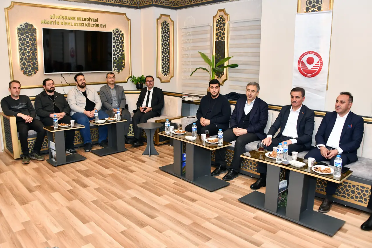 Vali Baruş, Türk İdare sisteminin bin yıllık serüvenini anlattı 2