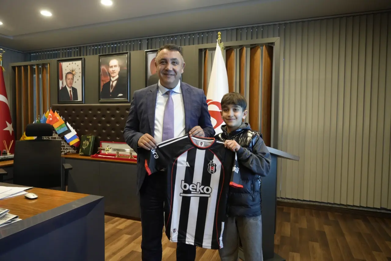 Çocukların hayali yarım kalmadı: Başkan Başer’den gönülleri fetheden hareket 5