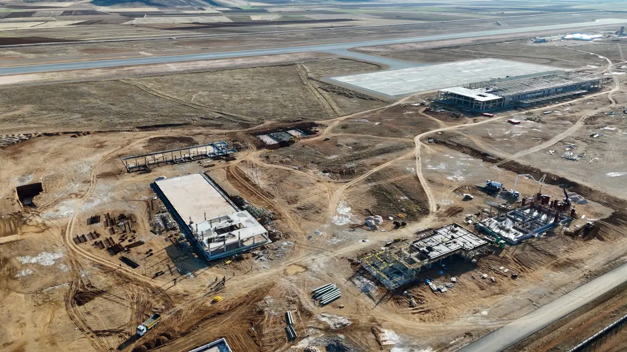 Gümüşhane'nin dünyaya açılan kapısı hızla yükseliyor 15