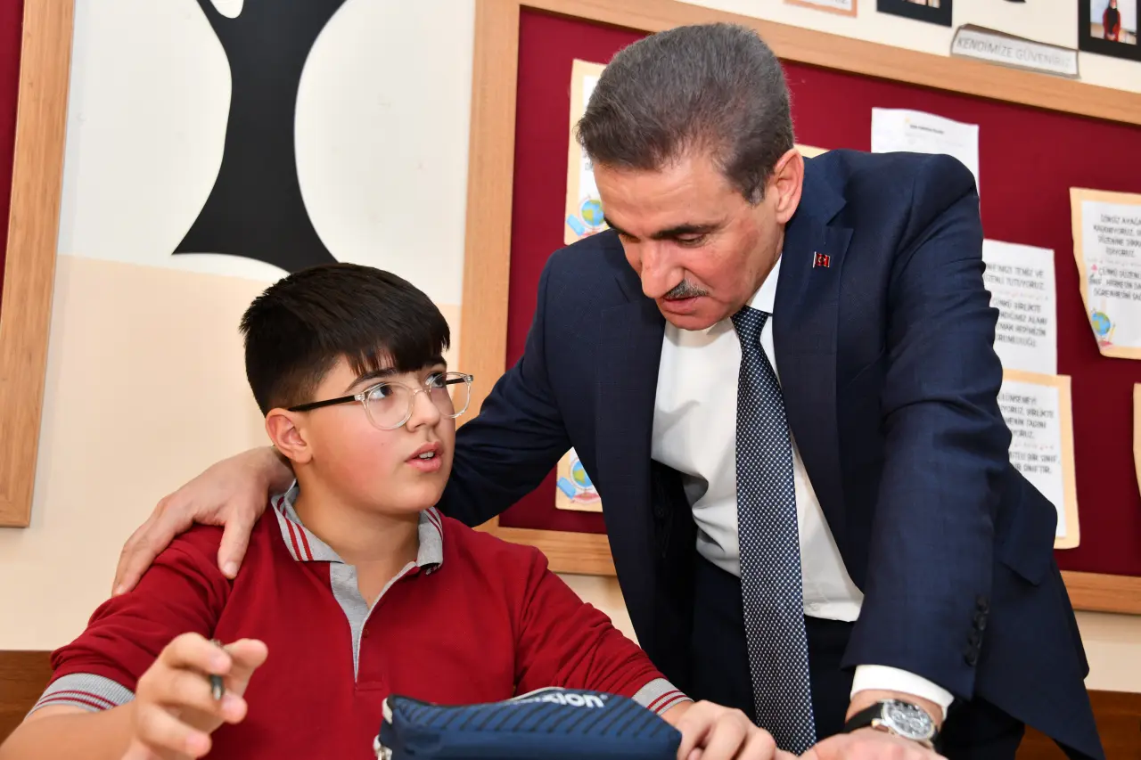 Vali Baruş’tan gençlere 'Hedef Belirleyin' mesajı 8