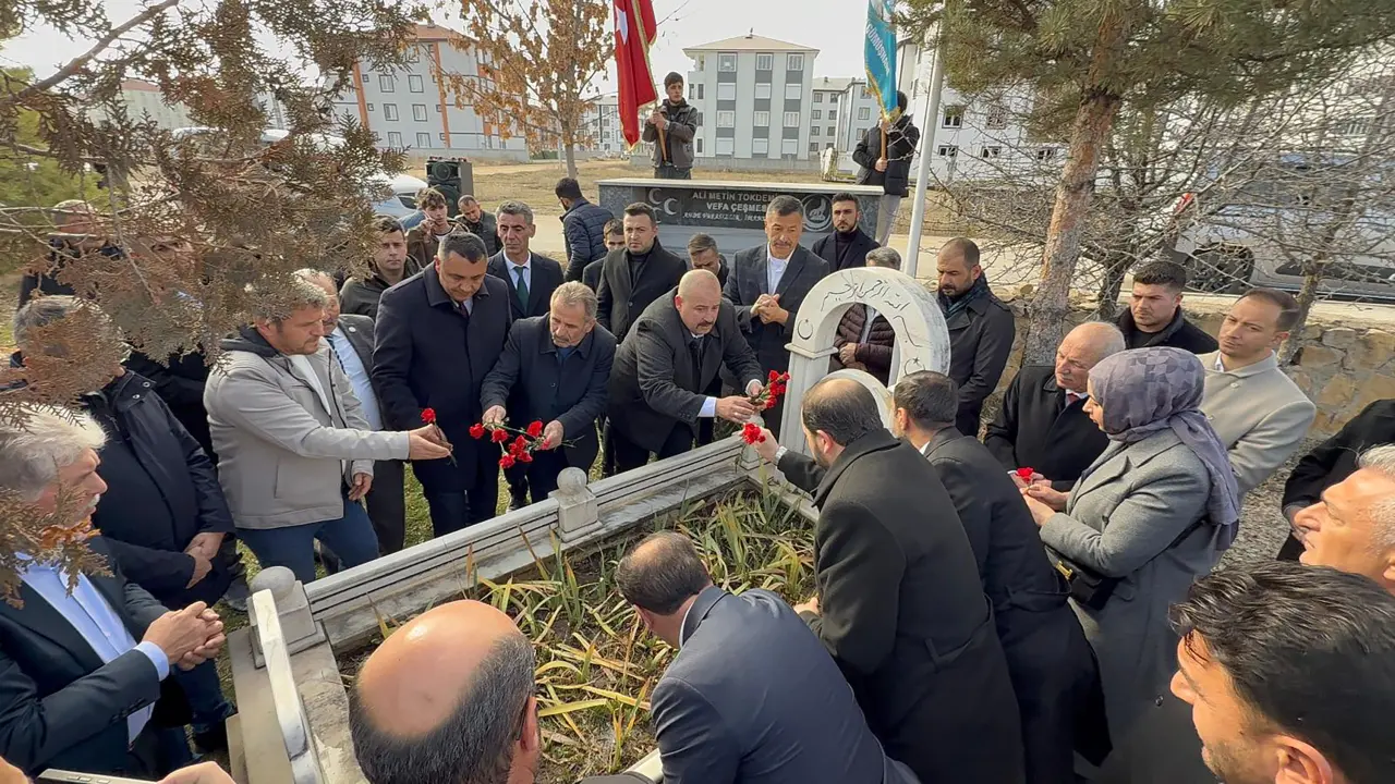 Ali Metin Tokdemir vefatının 30. yılında Kelkit’te dualarla anıldı 24