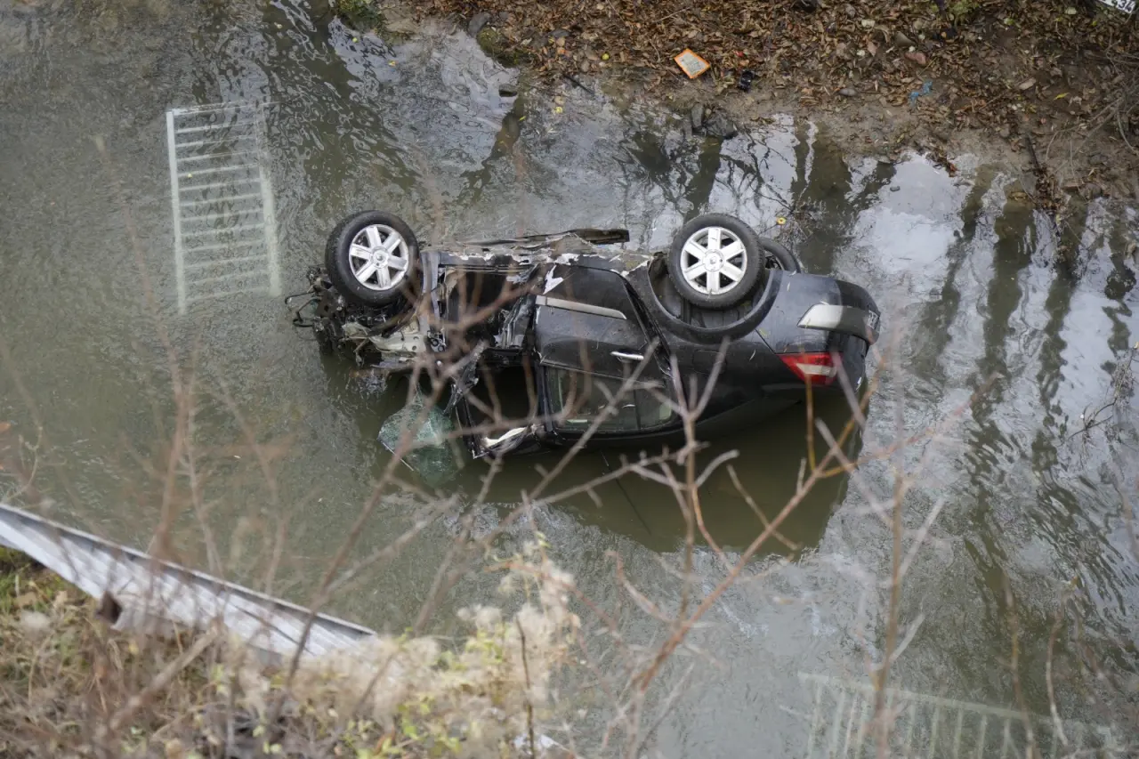 Gümüşhane’de 750 metre arayla iki kaza: 1 ölü, 3 yaralı 19
