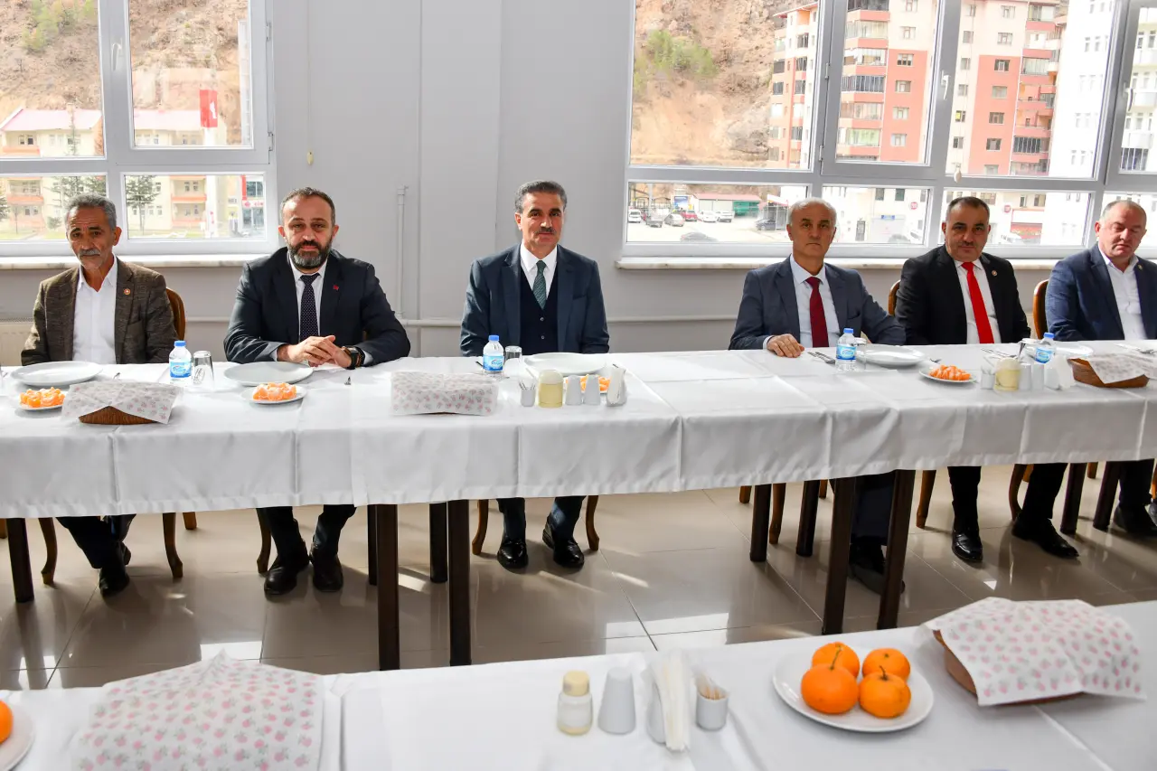 Vali Baruş: Asfalt plentimiz neredeyse hiç durmadan çalıştı 1