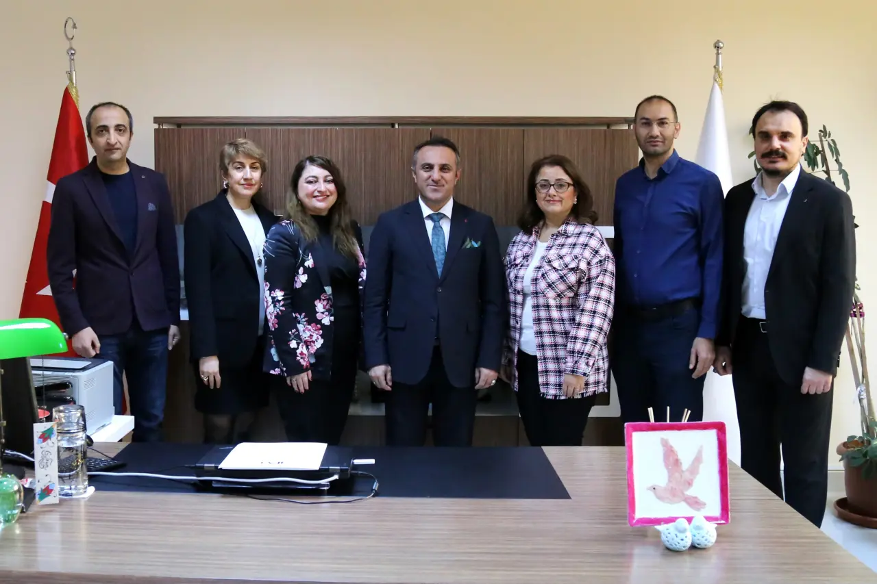 Gümüşhane Üniversitesi’nde Eğitim Kalitesi Tescilleniyor: İletişim Fakültesi’nden Akreditasyon Başarısı 3