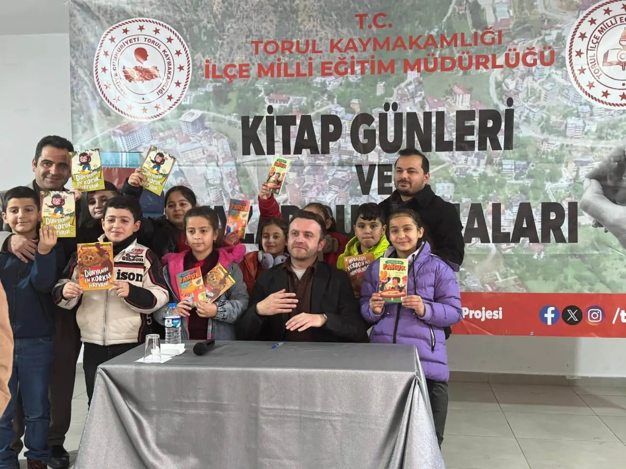 ‘Yeni Nesil Öğretmen’ Torullu miniklerin kalbine dokundu 13