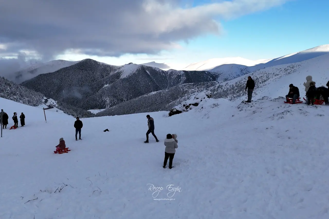 Kayak için kar yetmedi ama 'kar hasreti' yetti 24