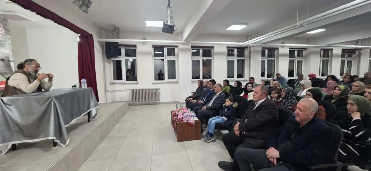 Aşkın Gözyaşları’nın yazarı Sinan Yağmur Torul’da gönüllere dokundu 23