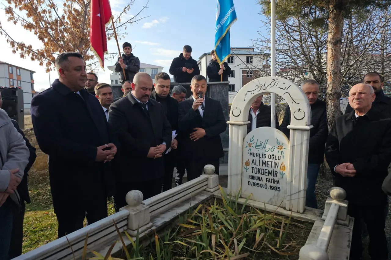 Ali Metin Tokdemir vefatının 30. yılında Kelkit’te dualarla anıldı 20