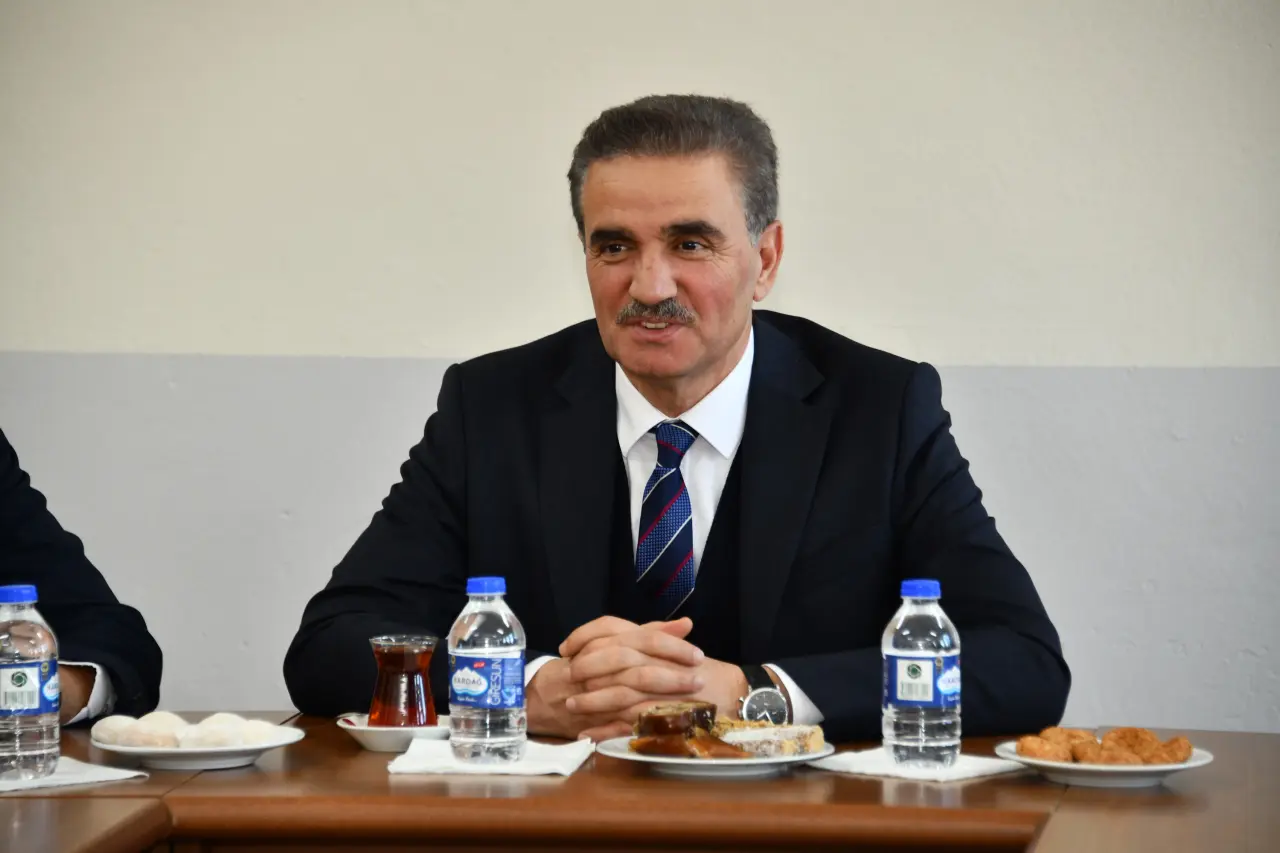 Vali Baruş’tan Köse’de kritik su uyarısı 33