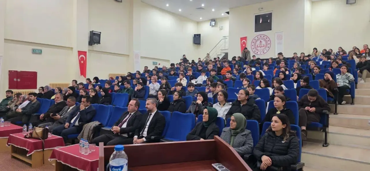 Aşkın Gözyaşları’nın yazarı Sinan Yağmur Torul’da gönüllere dokundu 1