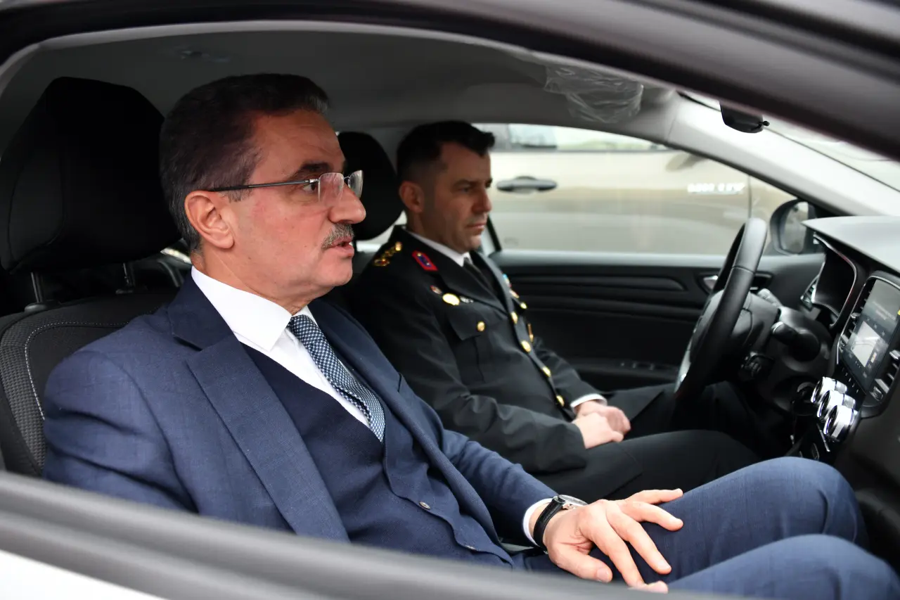 Gümüşhane’de Emniyet ve Jandarma filosuna 28 yeni araç 7