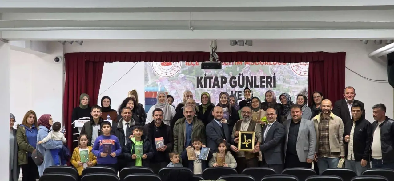 Aşkın Gözyaşları’nın yazarı Sinan Yağmur Torul’da gönüllere dokundu 25