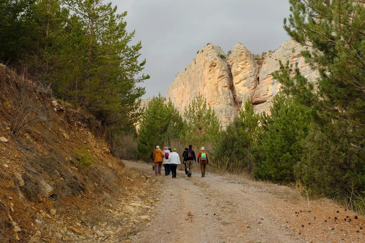 Dört mevsimi bir günde yaşadılar: Yağmur, gökkuşağı ve güneşli zirve 18