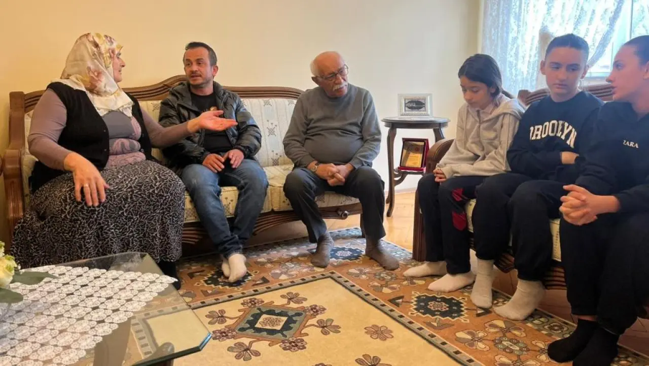 Gazipaşa Ortaokulu’ndan Şehit Topçu Er Özkan Şişman’ın Ailesine Vefa Ziyareti 3