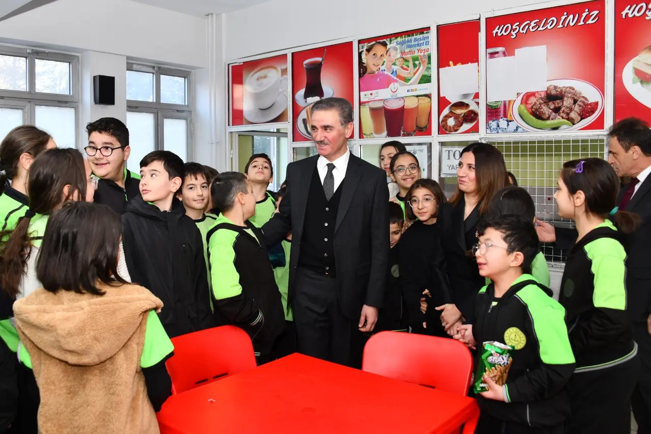 Vali Baruş’tan Fevzipaşa Ortaokulu’na ziyaret 3