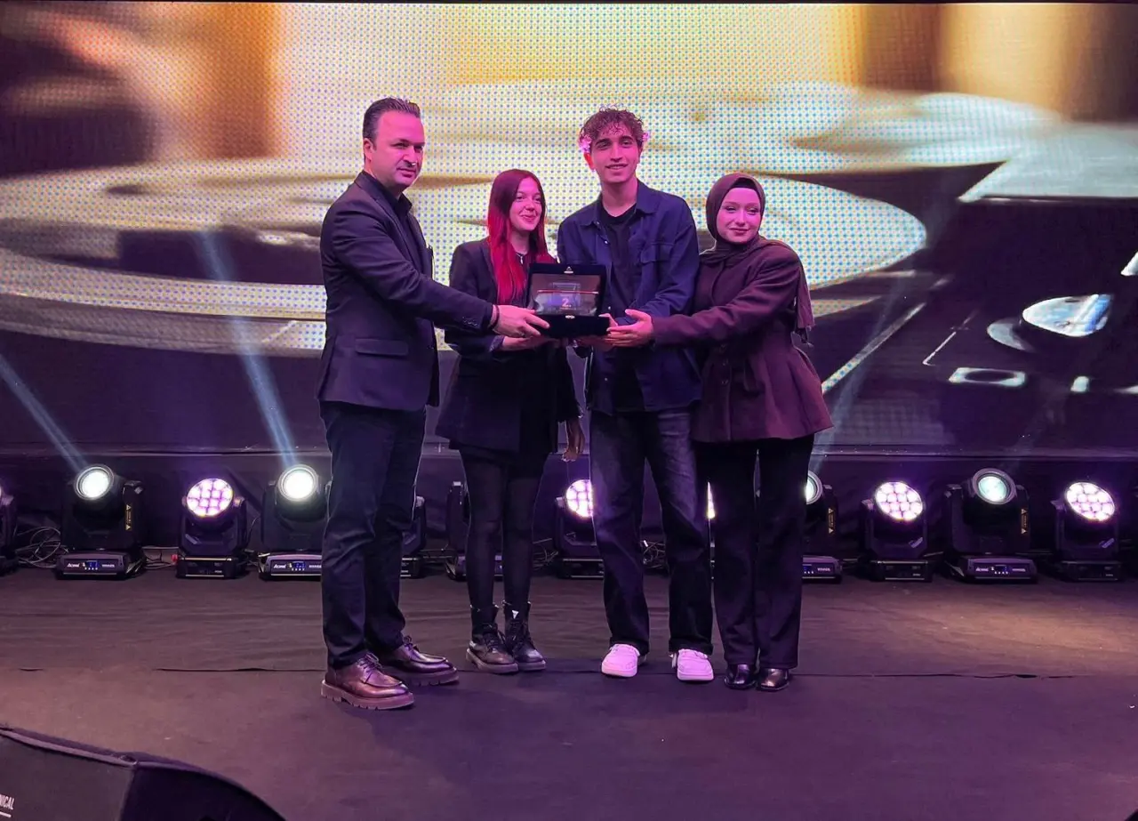 884 Eser Arasından Sıyrıldılar: Gümüşhane'nin 'Genç İletişimcileri' Türkiye'yi salladı! 1