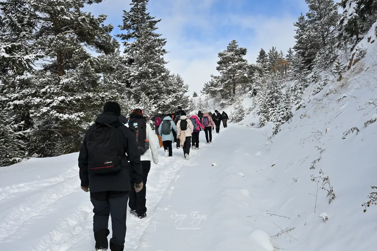 Gümüşhane’de kış masalı: 2 bin metre yükseklikte muhteşem görüntüler 15