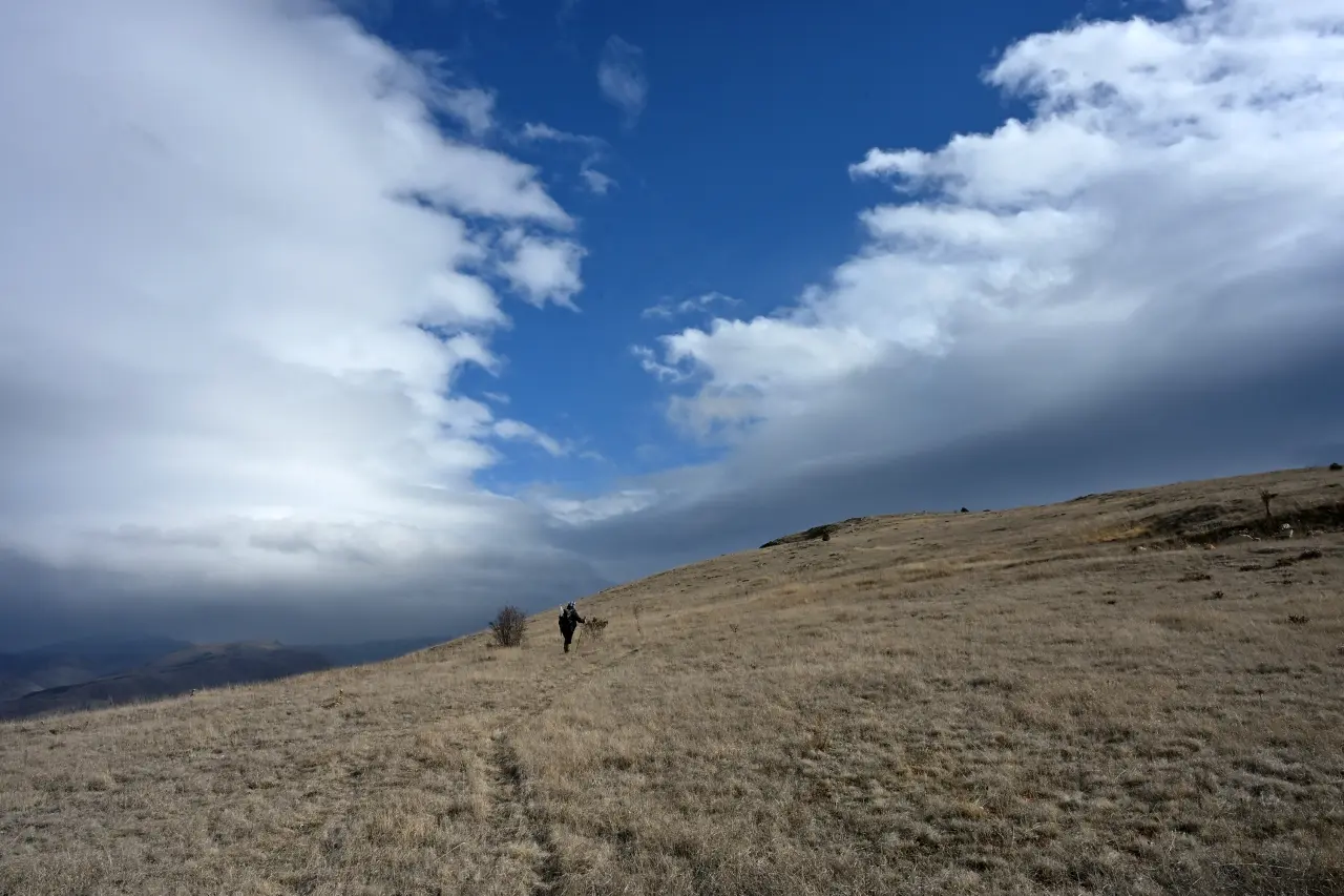 Dört mevsimi bir günde yaşadılar: Yağmur, gökkuşağı ve güneşli zirve 32