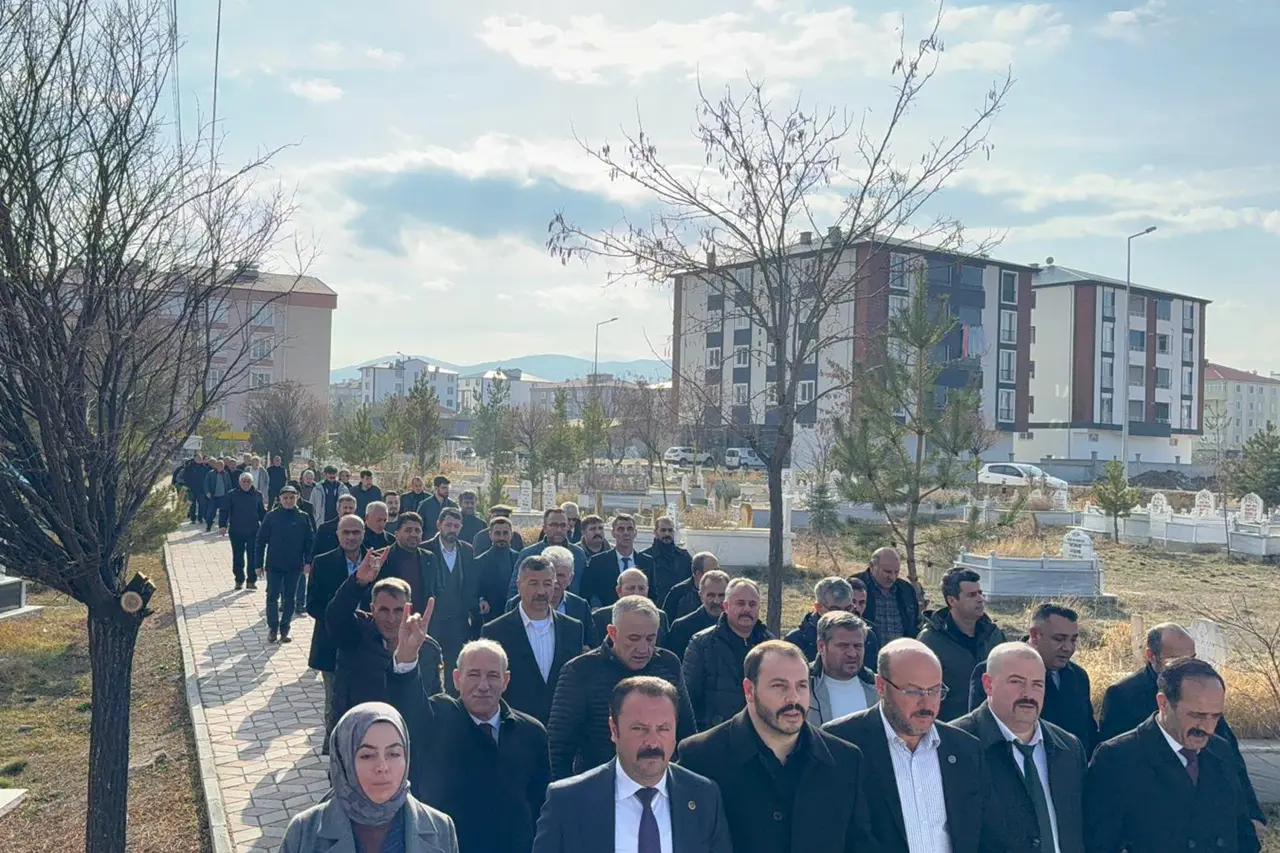 Ali Metin Tokdemir vefatının 30. yılında Kelkit’te dualarla anıldı 12